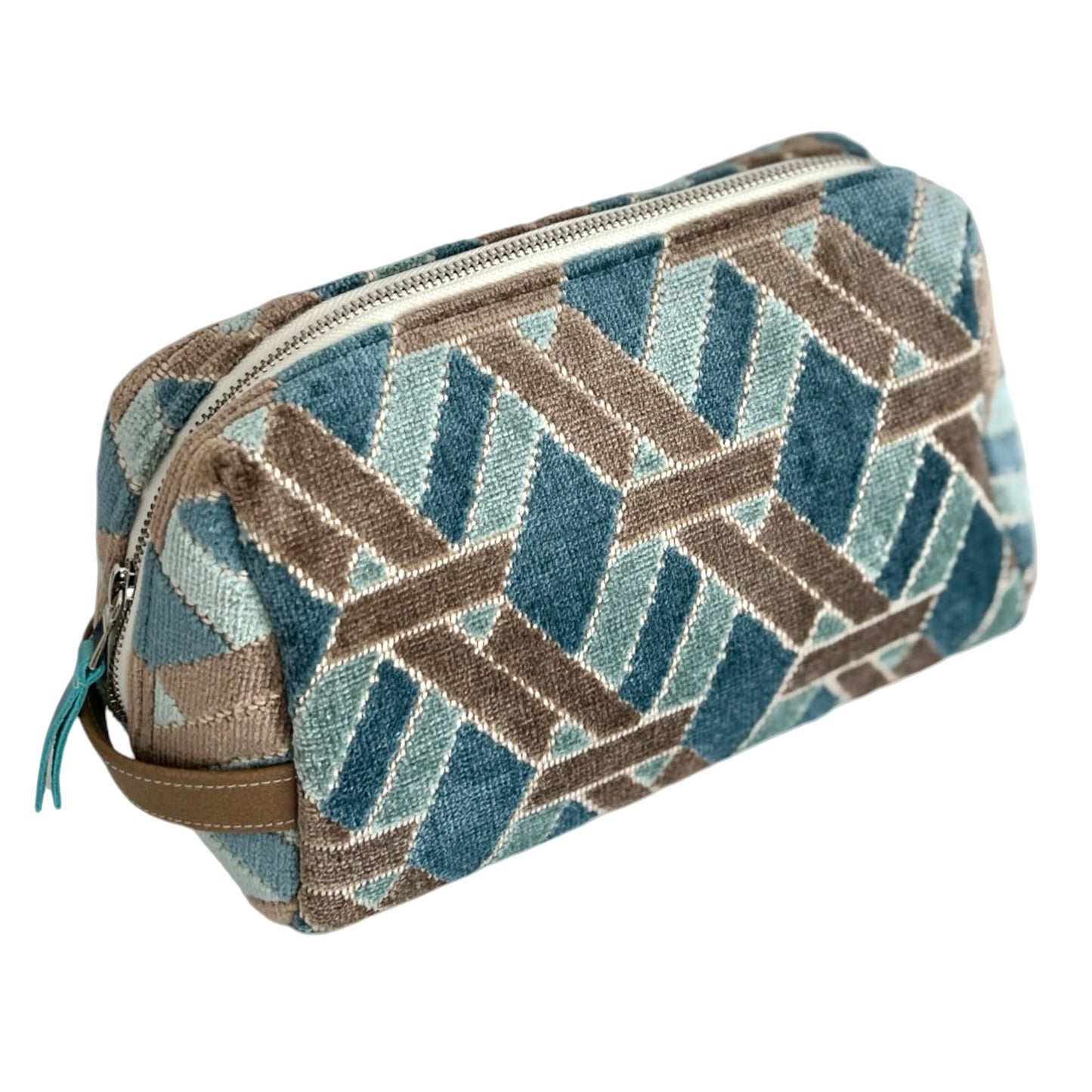 Welbeck Toiletry Bag